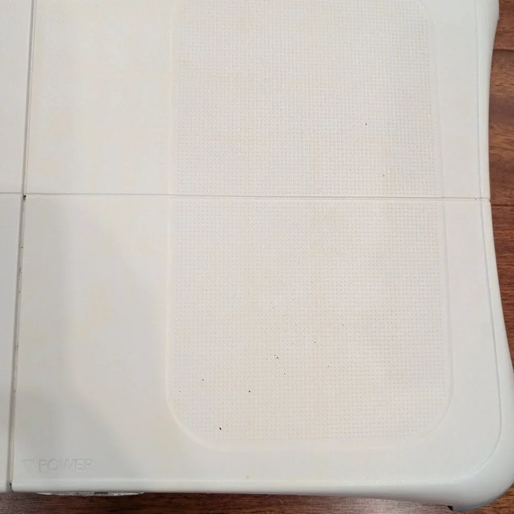 Nintendo Wii Fit with Balance Board w/ Wii FIT Game - TESTED - Picture 3 of 7